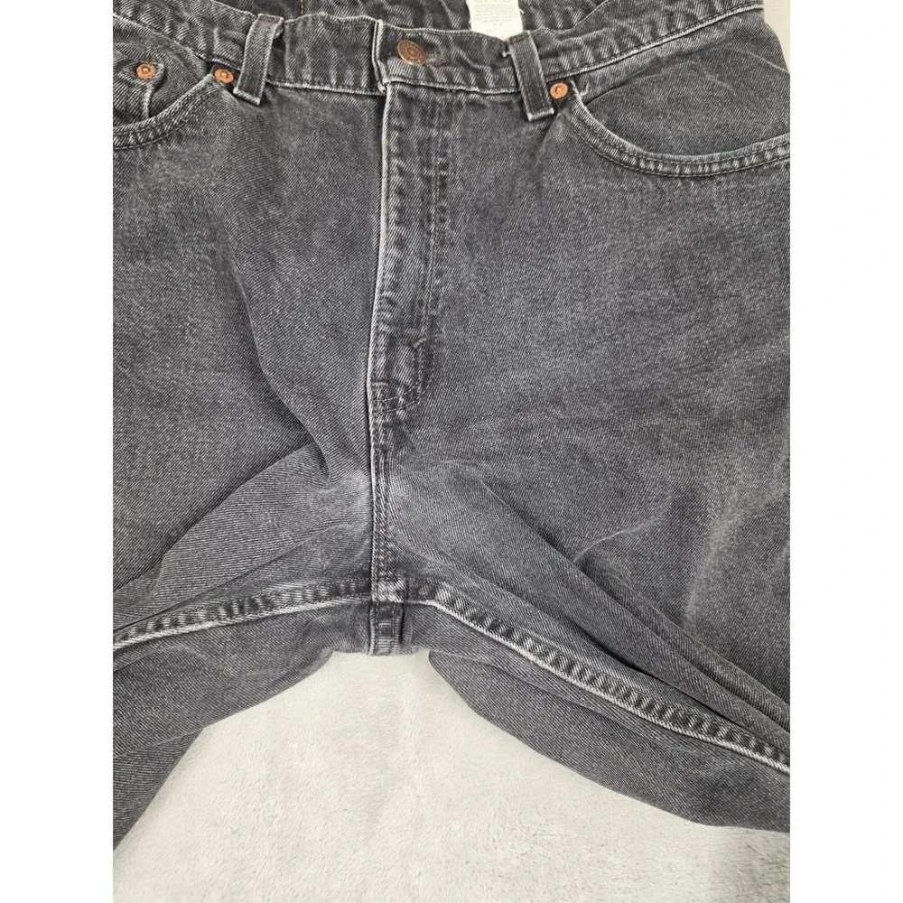 Levis little bit